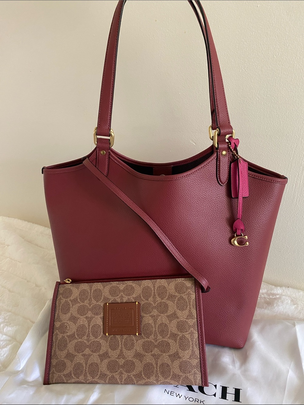 Coach Day Tote Cherry Polished Pebble Leather With Pouch Bag (C6337) - NEW
